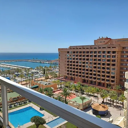 Primera Línea De Playa Y Vista Al Mar En Pyr Estudio Apartamento Fuengirola